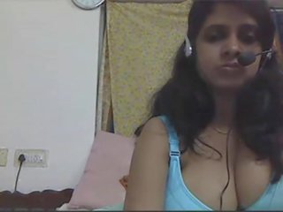 Indian amator mare boob poonam cumnata pe trăi camera film masturband-se